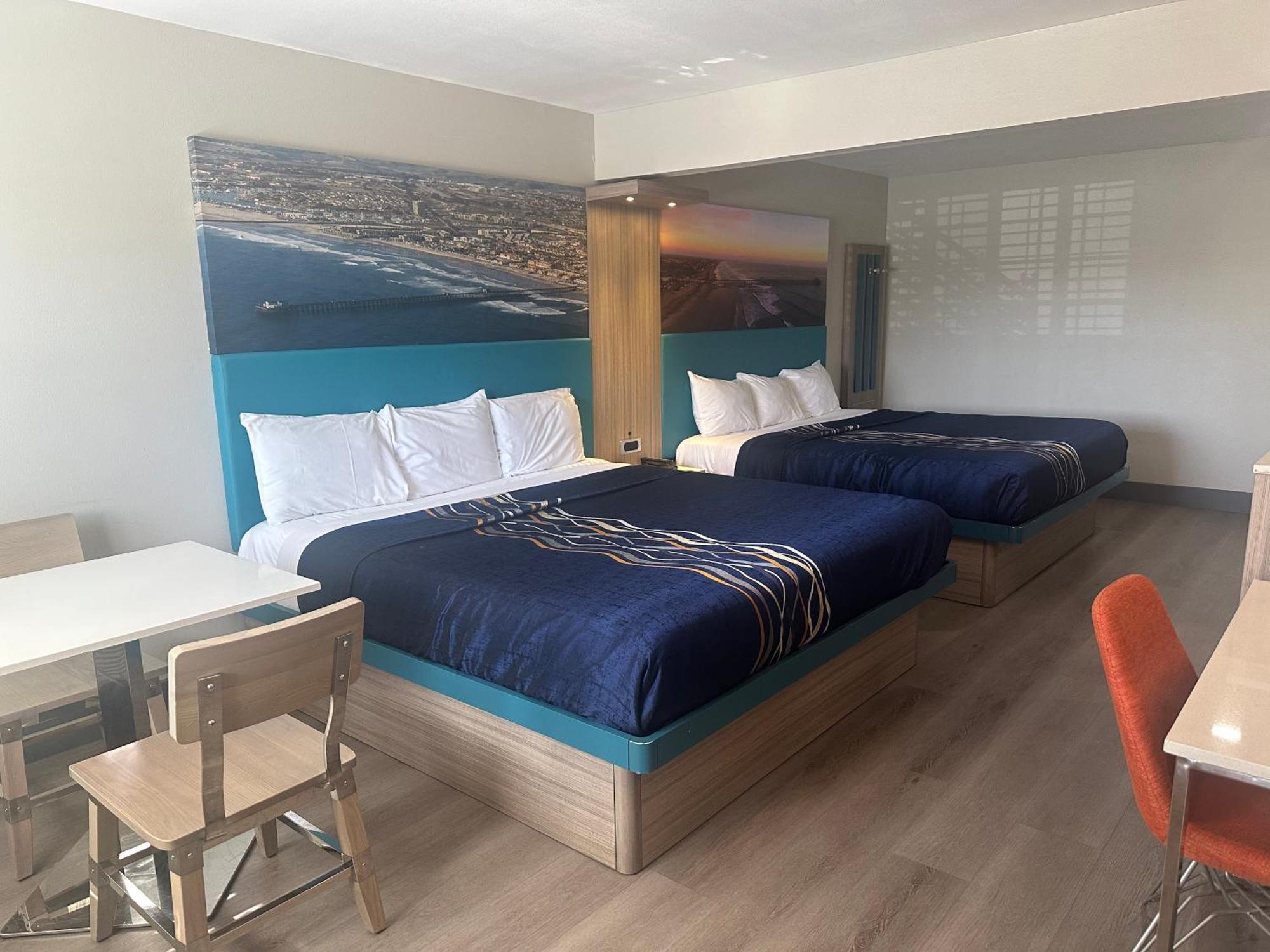 Super 8 By Wyndham Oceanside Downtown Hotel Екстериор снимка