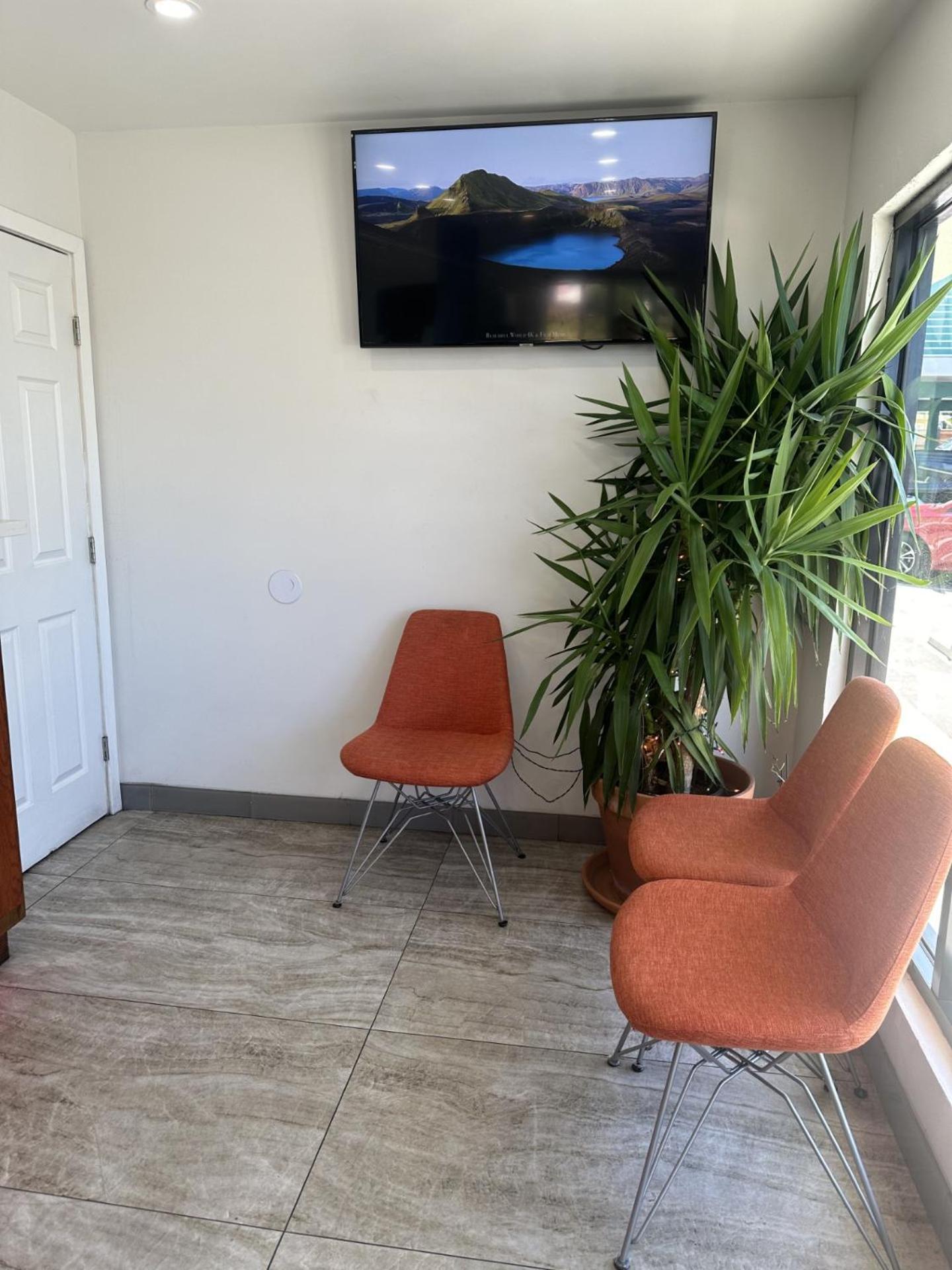 Super 8 By Wyndham Oceanside Downtown Hotel Екстериор снимка