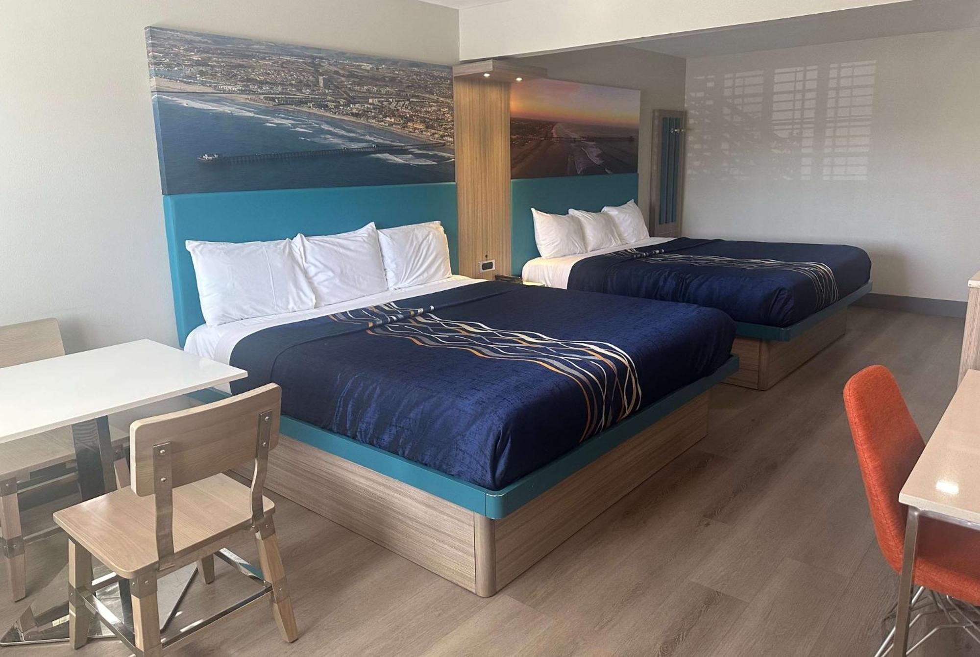 Super 8 By Wyndham Oceanside Downtown Hotel Екстериор снимка